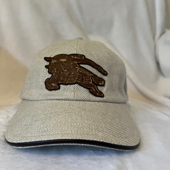 Burberry Baseball Cap - Picture 1 of 3